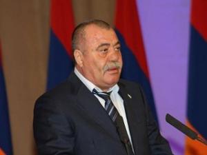 Манвел Григорян (фото с сайта news.gisher.ru)