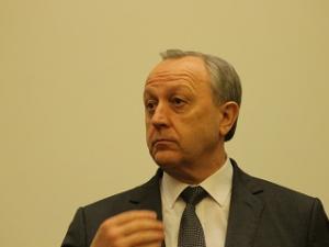 На фото - Валерий Радаев